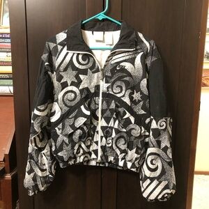Vintage Nike Stylish Black and White Women's Jacket